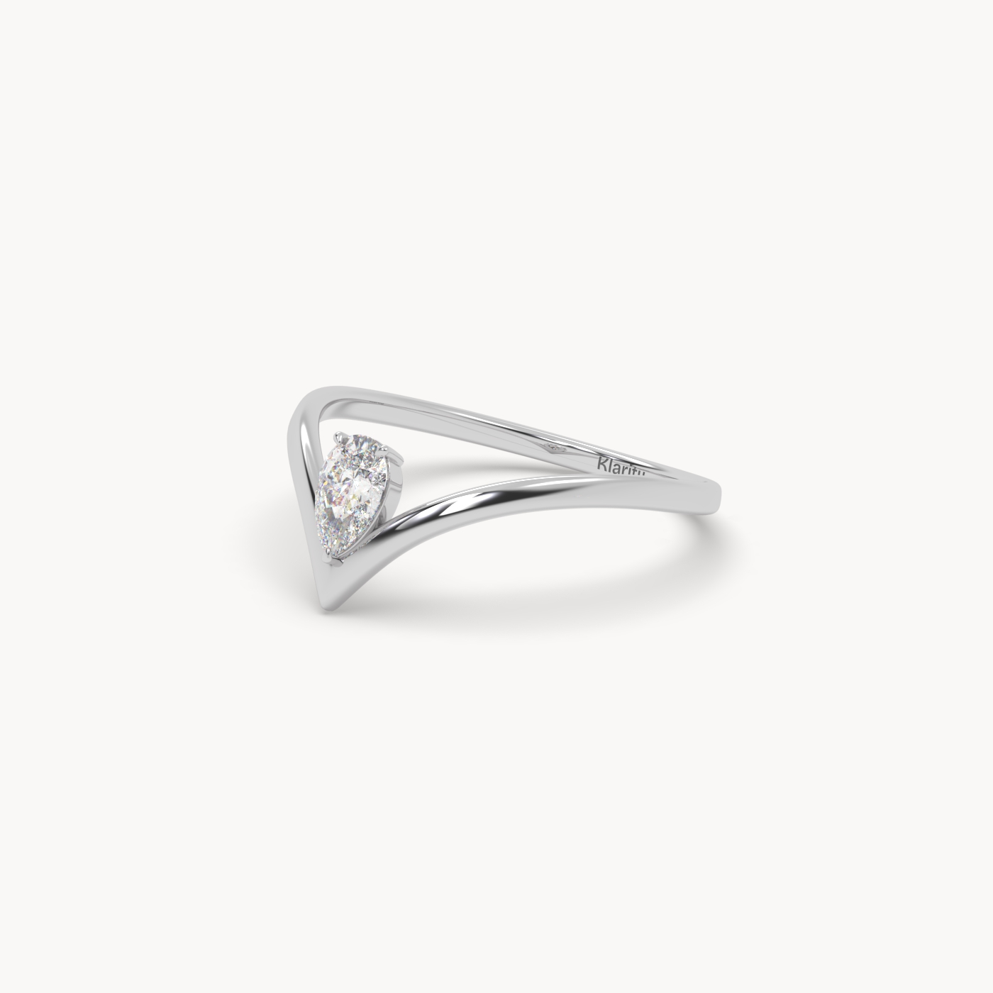 18k white gold  v shaped pear diamond engagement solitaire ring
